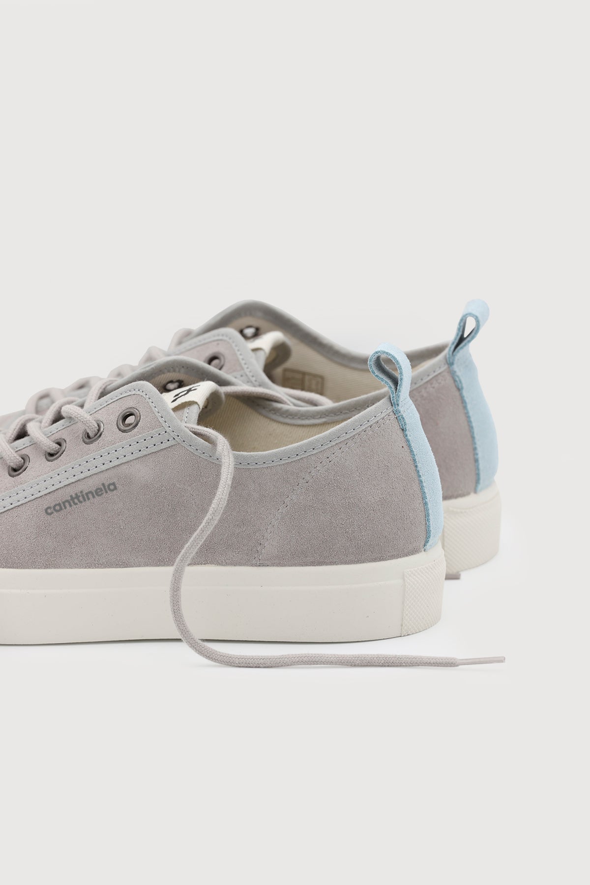 Essence Gris