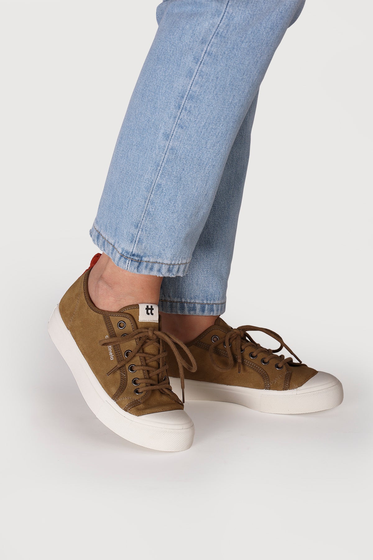 Essence Kaki