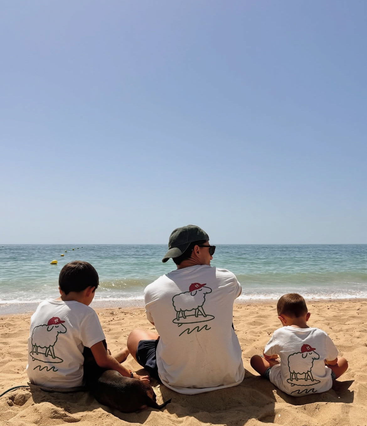 Camiseta Oveja Surfera Adulto- Colección Sueños Rurales